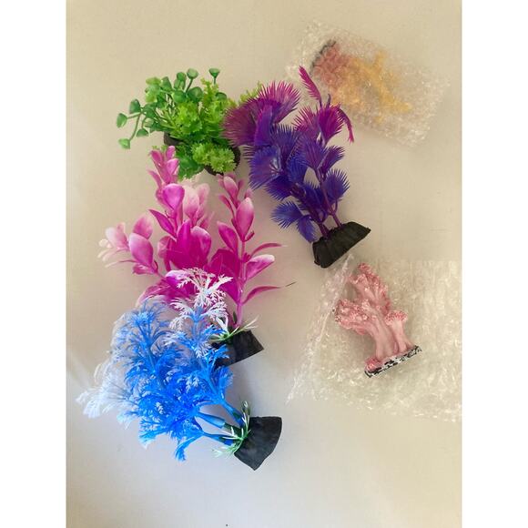 Aquarium Plastic Artificial Seaweed Water Plants Fish Tank Lot of 7 New! - Picture 1 of 2